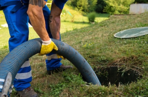 emptying-household-septic-tank-cleaning-.jpg emptying-household-septic-tank-cleaning-.jpg